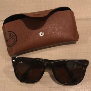 Ray Ban folding Wayfarer tortoise brown
